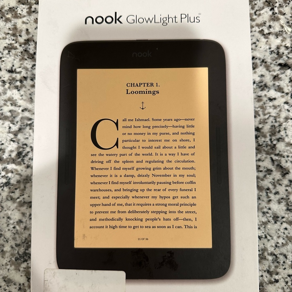 7.8in GlowLight Plus Nook